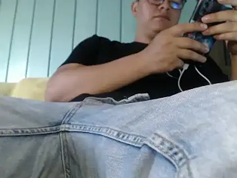 Plug Control online show from 27, 3, 2026