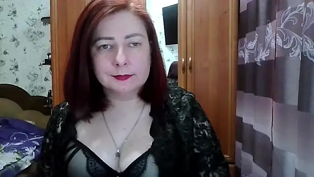 Snapshot of SophieNightAh chatting on 9, 2, 2026 SophieNightAh online show from 9, 2, 2026