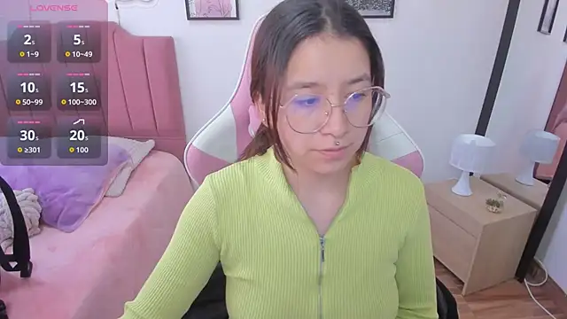 Amy joones online show from 25, 11, 2025