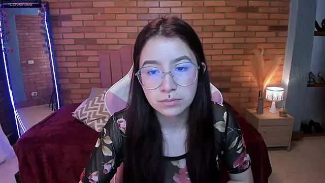 Snapshot of Amy_joones chatting on 17, 6, 2026 Amy joones online show from 17, 6, 2026