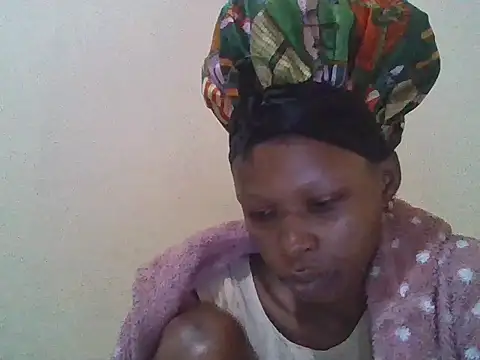 Snapshot of CharlotteDee chatting on 21, 9, 2025 CharlotteDee online show from 21, 9, 2025