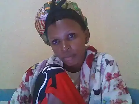 Snapshot of CharlotteDee chatting on 2, 11, 2025 CharlotteDee online show from 2, 11, 2025