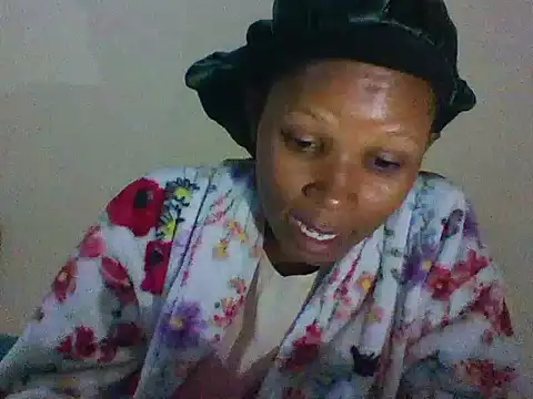 Snapshot of CharlotteDee chatting on 7, 1, 2026 CharlotteDee online show from 7, 1, 2026