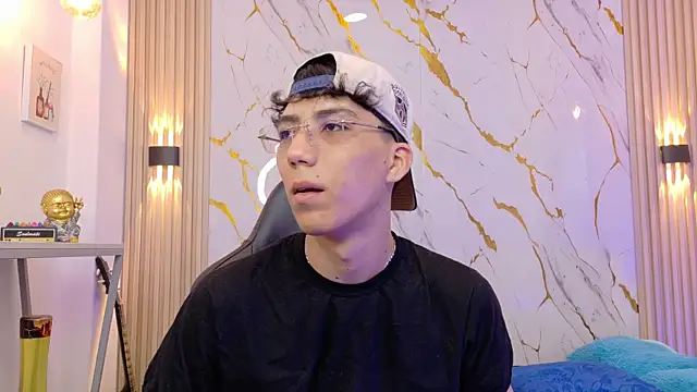 Snapshot of Nikolay_Gregori chatting on 7, 7, 2026 Nikolay Gregori online show from 7, 7, 2026