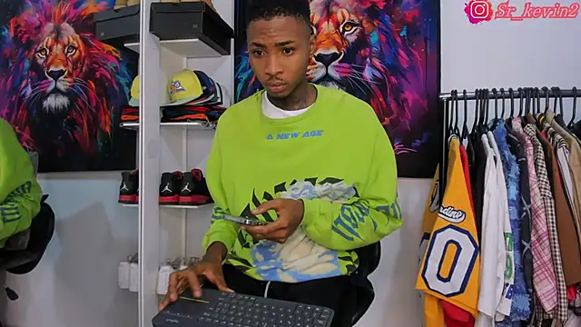 Pantera black 21 online show from 5, 11, 2025