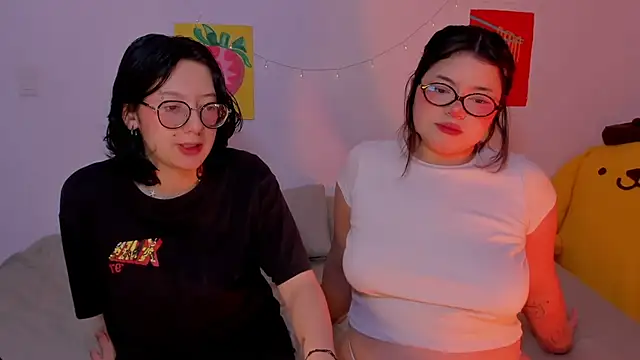 Snapshot of Gaby_Danna chatting on 4, 12, 2025 Gaby Danna online show from 4, 12, 2025