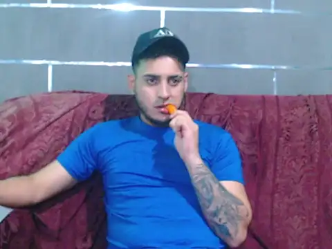 Snapshot of xxxxhotxoxo chatting on 8, 5, 2026 xxxxhotxoxo online show from 8, 5, 2026