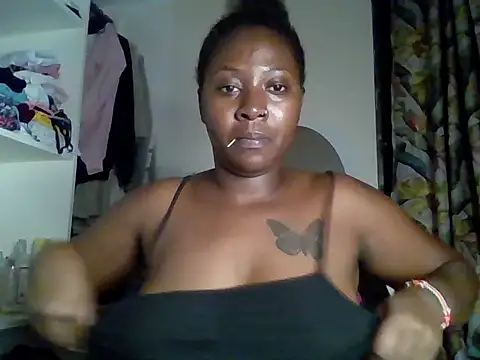 Snapshot of choco_dimples chatting on 31, 1, 2025 choco dimples online show from 31, 1, 2025