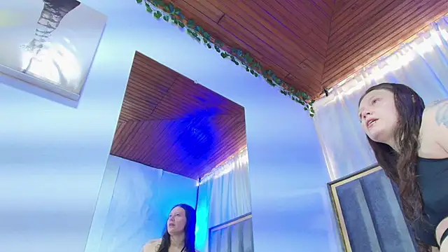 Snapshot of Eda_Bonne chatting on 2, 12, 2025 Eda Bonne online show from 2, 12, 2025