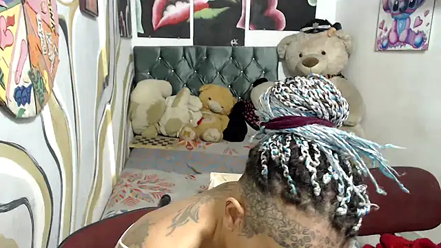 manzanahot9 online show from 11, 11, 2025