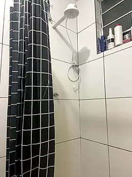 Snapshot of couple_shy chatting on 14, 10, 2025 couple shy online show from 14, 10, 2025