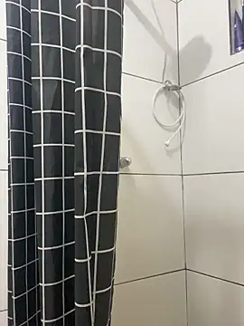 Snapshot of couple_shy chatting on 19, 11, 2025 couple shy online show from 19, 11, 2025