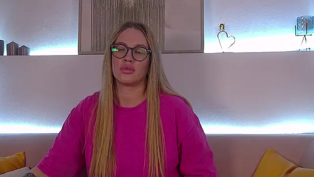 MariaNeumann online show from 28, 1, 2025