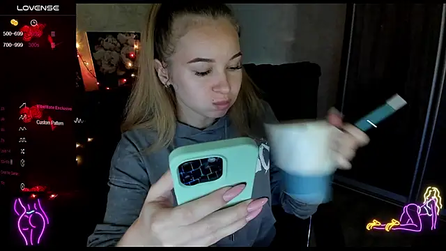  NigoNika online show from 31, 10, 2025