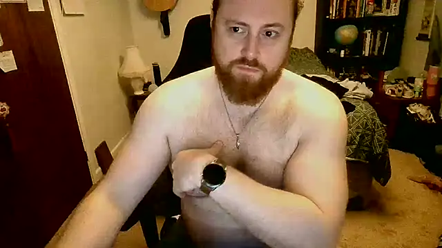 Snapshot of Hairy_Guy30 chatting on 14, 10, 2025 Hairy Guy30 online show from 14, 10, 2025