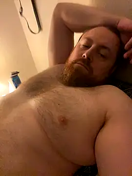 Hairy Guy30 online show from 6, 11, 2025