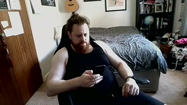 Snapshot of Hairy_Guy30 chatting on 26, 6, 2026 Hairy Guy30 online show from 26, 6, 2026