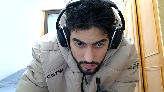 Snapshot of Jackyrose chatting on 14, 12, 2024 Jackyrose online show from 14, 12, 2024