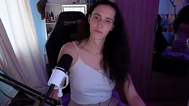 Snapshot of MemiKouki chatting on 11, 2, 2026 MemiKouki online show from 11, 2, 2026