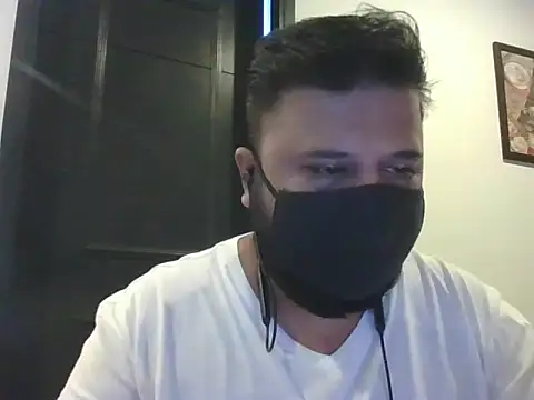 Hunk-Hand6 online show from 27, 6, 2026