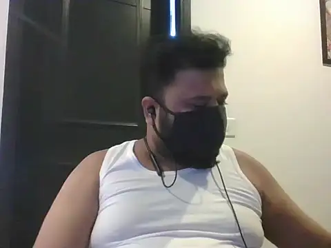 Hunk-Hand6 online show from 2, 7, 2026