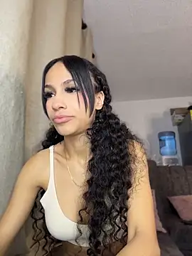 Snapshot of Miaa_love6969 chatting on 4, 5, 2026 Miaa love6969 online show from 4, 5, 2026