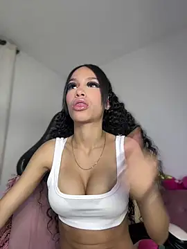 Snapshot of Miaa_love6969 chatting on 14, 5, 2026 Miaa love6969 online show from 14, 5, 2026