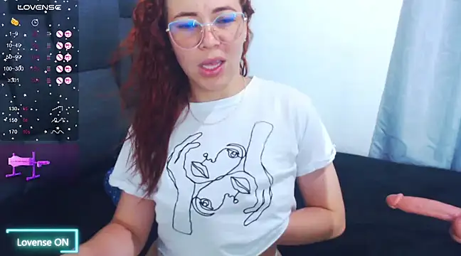 SharonR1 online show from 16, 3, 2025