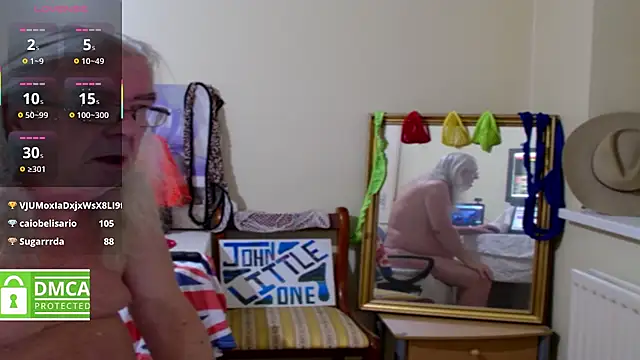 Snapshot of john_little_one1 chatting on 10, 10, 2025 john little one1 online show from 10, 10, 2025