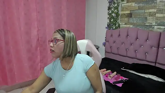 elizabeth mature23 online show from 7, 1, 2025