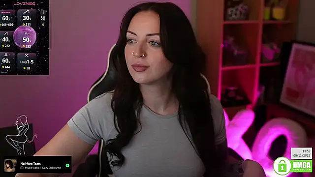 Snapshot of Billiexxox chatting on 9, 11, 2025 Billiexxox online show from 9, 11, 2025