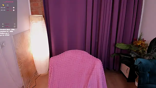 selina coy online show from 26, 1, 2025