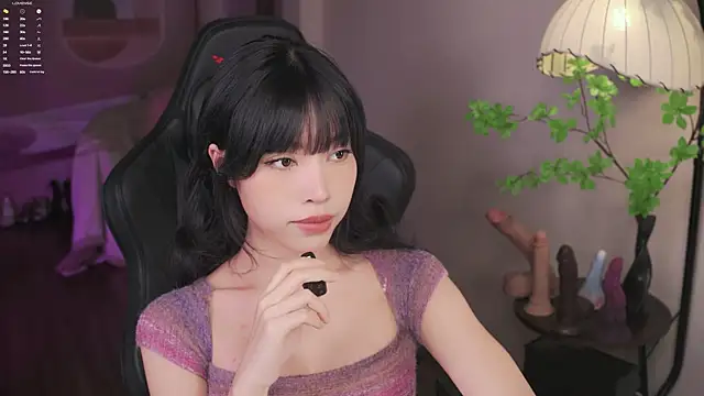 Miuzxc online show from 12, 1, 2026