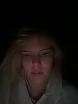Snapshot of VoluptuousDreams chatting on 21, 5, 2026 VoluptuousDreams online show from 21, 5, 2026