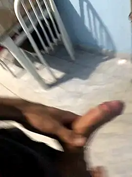 Snapshot of vintin21cm chatting on 4, 10, 2025 vintin21cm online show from 4, 10, 2025