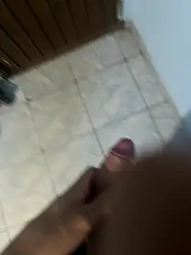 Snapshot of vintin21cm chatting on 15, 11, 2025 vintin21cm online show from 15, 11, 2025