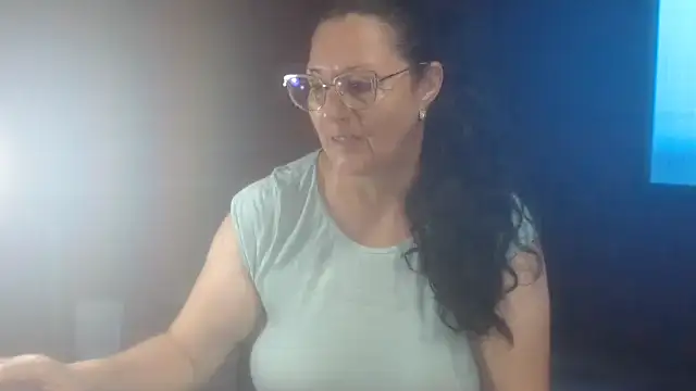 Snapshot of hairyglad69 chatting on 27, 5, 2026 hairyglad69 online show from 27, 5, 2026