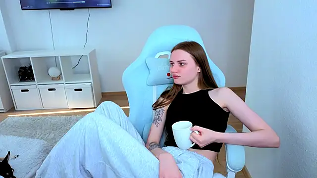 Snapshot of StellaLawless chatting on 9, 3, 2026 StellaLawless online show from 9, 3, 2026