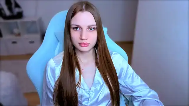 Snapshot of StellaLawless chatting on 8, 4, 2026 StellaLawless online show from 8, 4, 2026