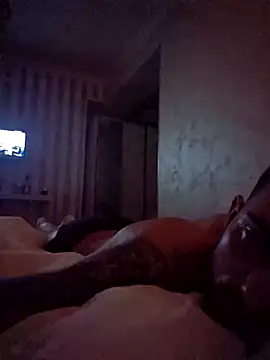 Snapshot of denisxlRo chatting on 2, 1, 2025 denisxlRo online show from 2, 1, 2025