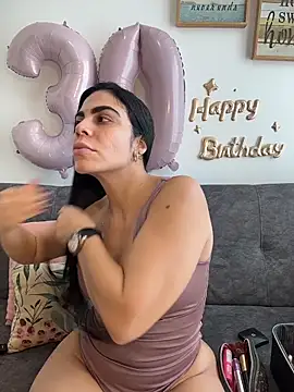 valecruz903 online show from 7, 11, 2025