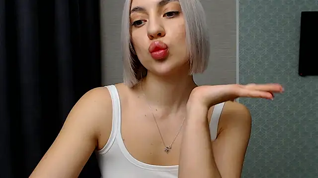 Snapshot of hot-sasha9 chatting on 6, 2, 2025 hot-sasha9 online show from 6, 2, 2025