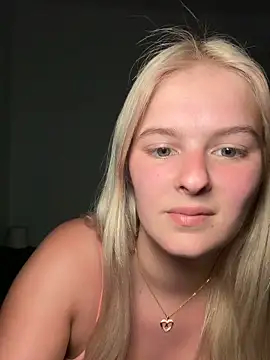 Allylove03 online show from 30, 4, 2026