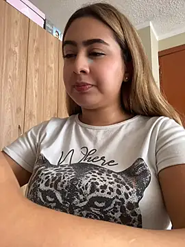 Snapshot of Miabonnett_ chatting on 1, 7, 2026 Miabonnett online show from 1, 7, 2026