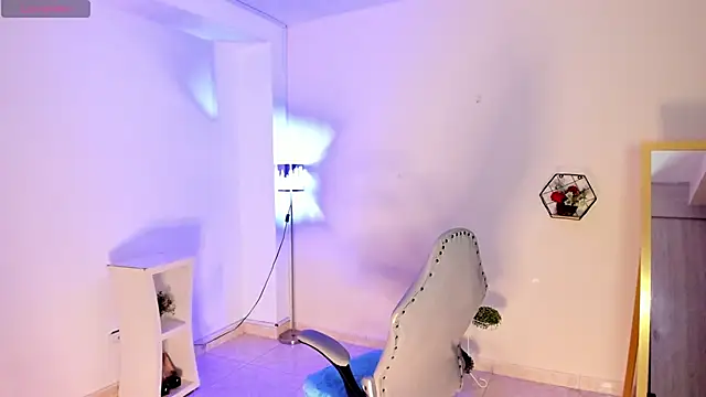 amelyaDreams online show from 1, 12, 2025