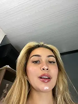 Snapshot of emma_oxford chatting on 26, 2, 2025 emma oxford online show from 26, 2, 2025