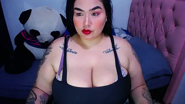 Snapshot of Fernanda_Big_Boobs chatting on 8, 6, 2026 Fernanda Big Boobs online show from 8, 6, 2026
