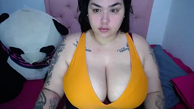 Snapshot of Fernanda_Big_Boobs chatting on 11, 6, 2026 Fernanda Big Boobs online show from 11, 6, 2026