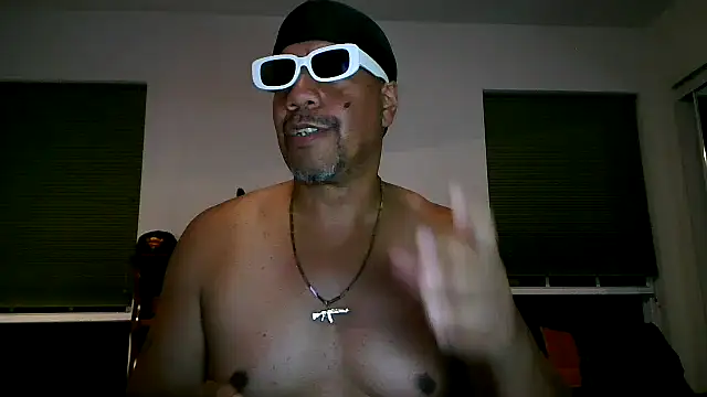 pimpdaddy4ever online show from 2, 12, 2025