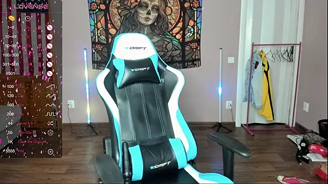 Snapshot of Project_hisoka chatting on 8, 10, 2025 Project hisoka online show from 8, 10, 2025